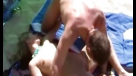 en iyi kalite bir havlu üzerinde bir azeri sex videosu kız