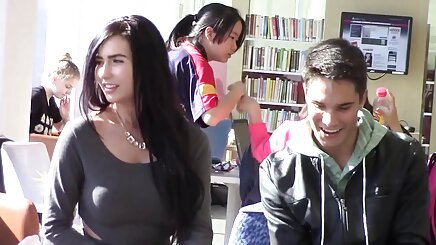 Kızlar creampie sex porno azeri Joanna Bliss ve Lu ile üçlü